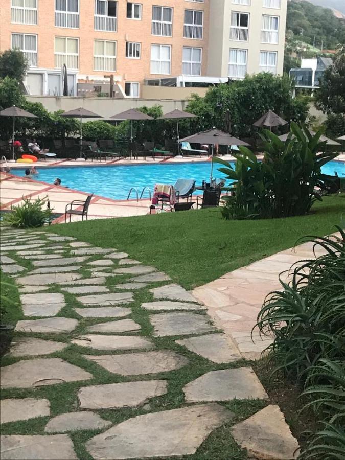 Estudio Itaipava Suite เปโตรโปลิส ภายนอก รูปภาพ